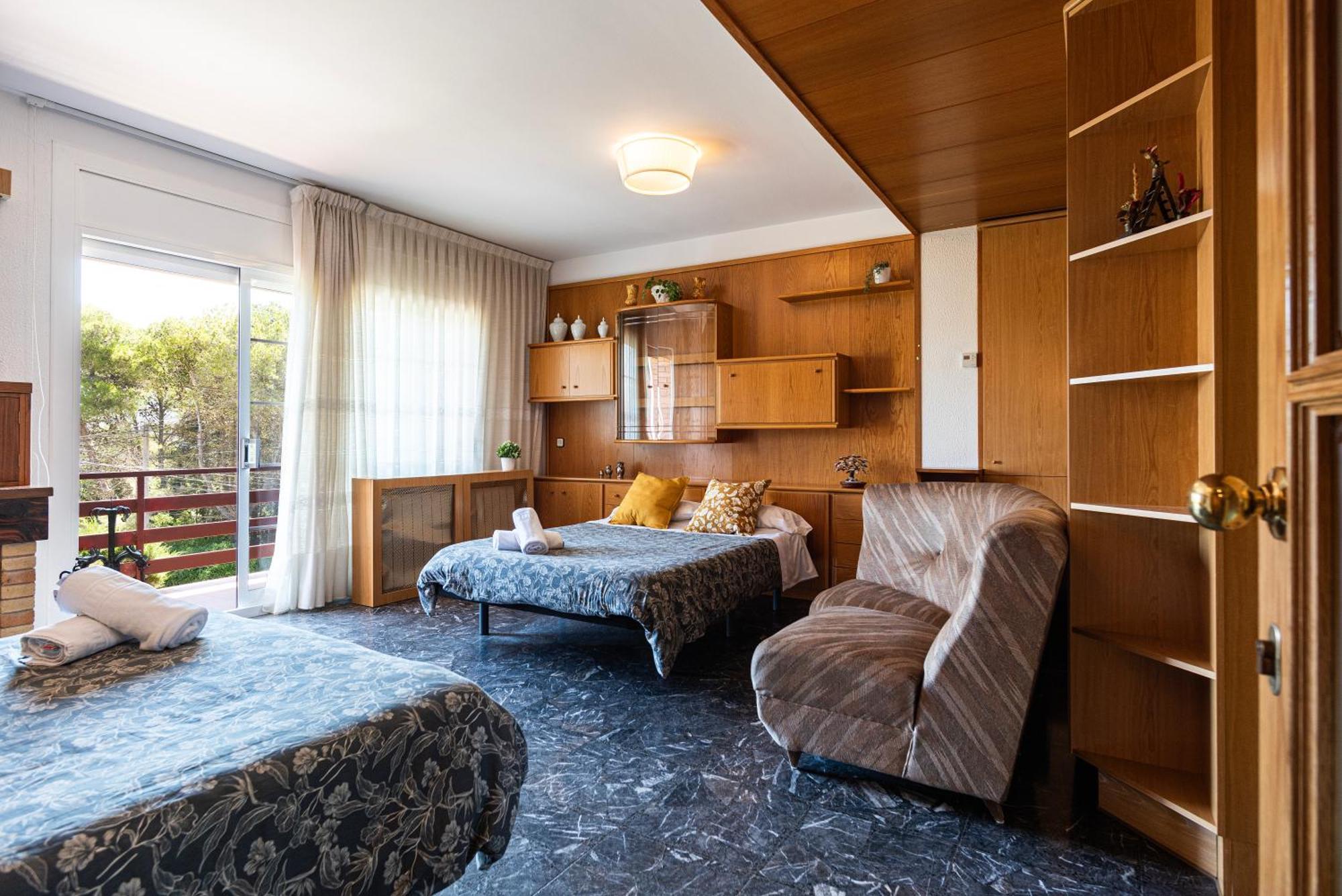 Espacio De Paz, Ideal Para Familias Villa Amalia La Llacuna Экстерьер фото