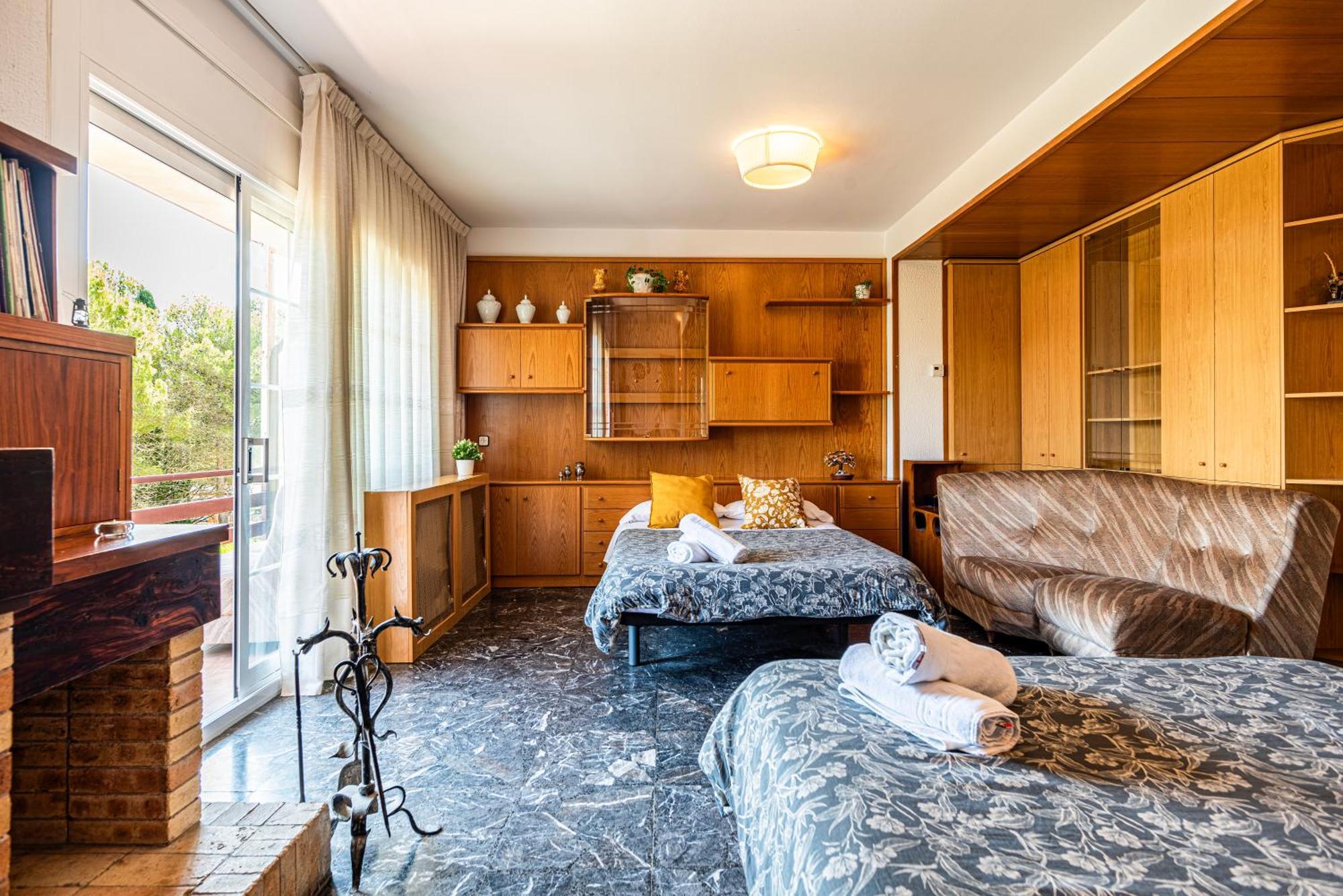 Espacio De Paz, Ideal Para Familias Villa Amalia La Llacuna Экстерьер фото